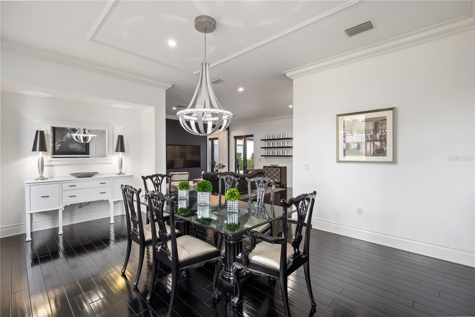 Image 12 of 52 For 1581 Forest Avenue