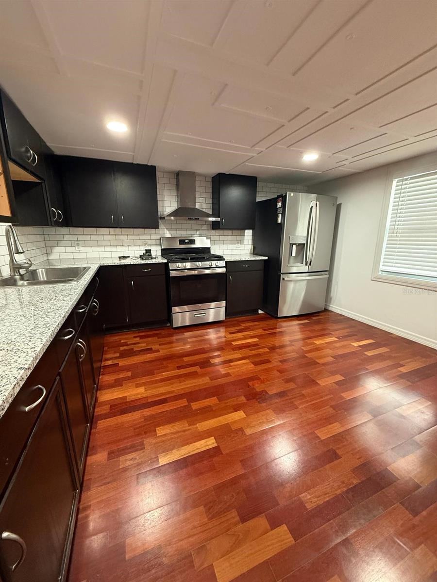 Image 2 of 31 For 1838 Annapolis Avenue