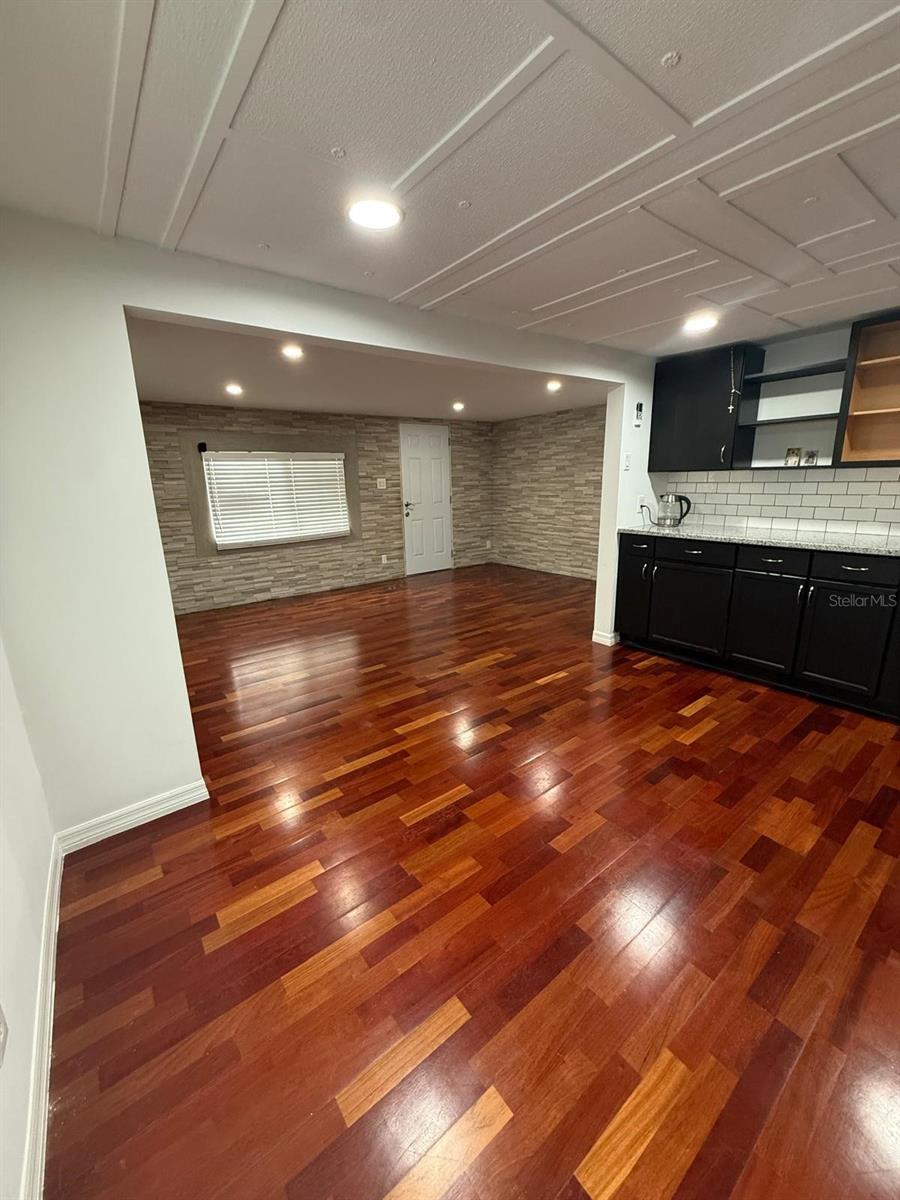 Image 7 of 31 For 1838 Annapolis Avenue