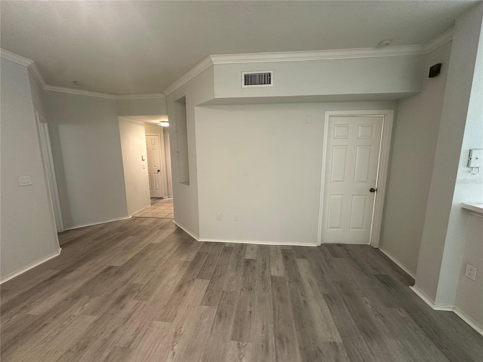 Image 11 of 32 For 2598 Robert Trent Jones Drive 1027