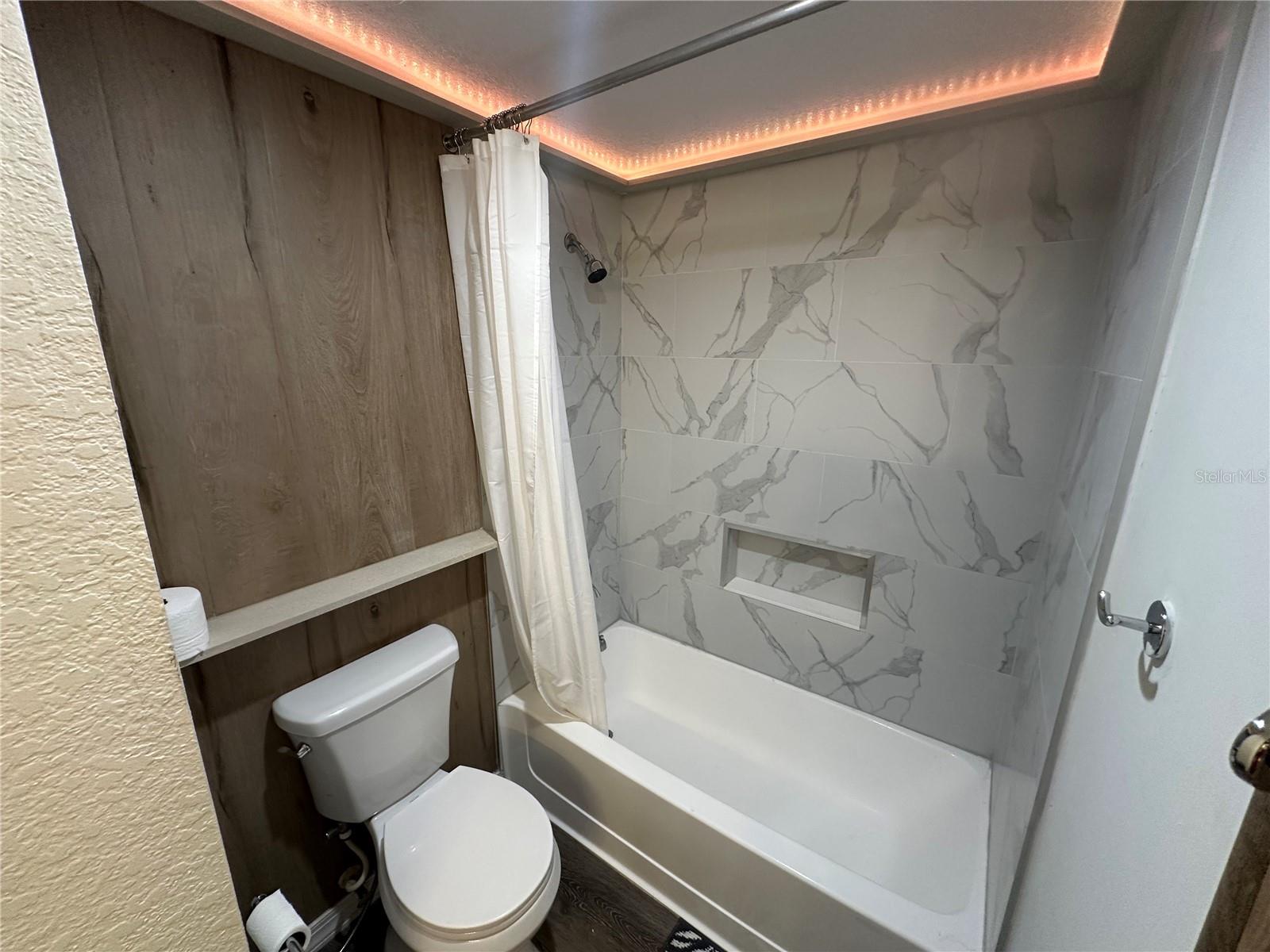 Image 16 of 32 For 2598 Robert Trent Jones Drive 1027