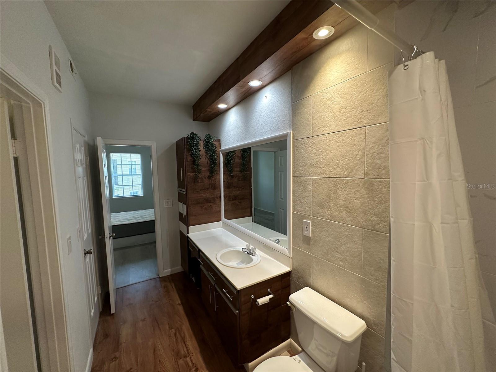 Image 21 of 32 For 2598 Robert Trent Jones Drive 1027