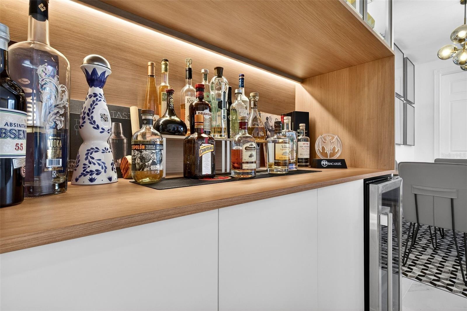 Image 16 of 69 For 11963 James Bay Drive