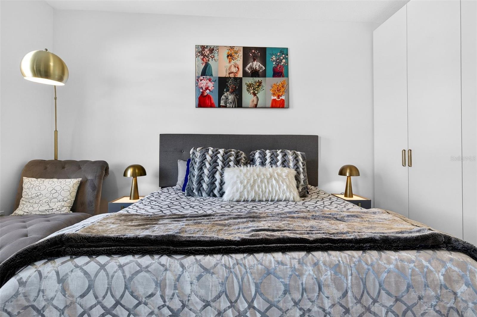 Image 39 of 69 For 11963 James Bay Drive