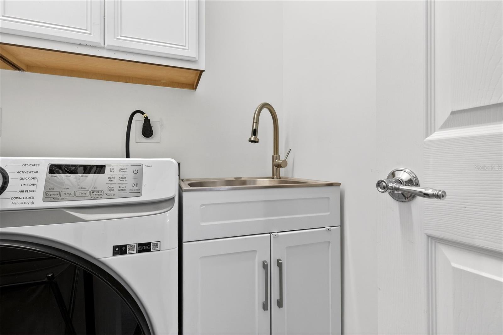 Image 49 of 69 For 11963 James Bay Drive