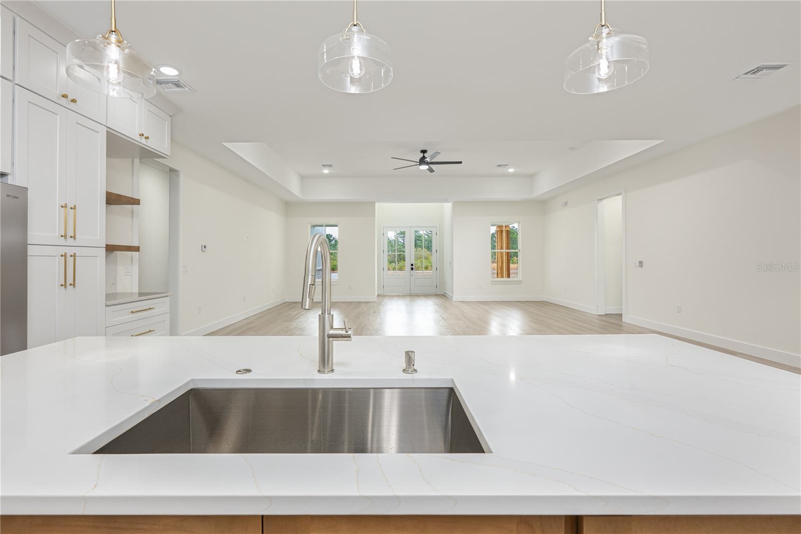 Image 12 of 45 For 42845 Honeysuckle Street