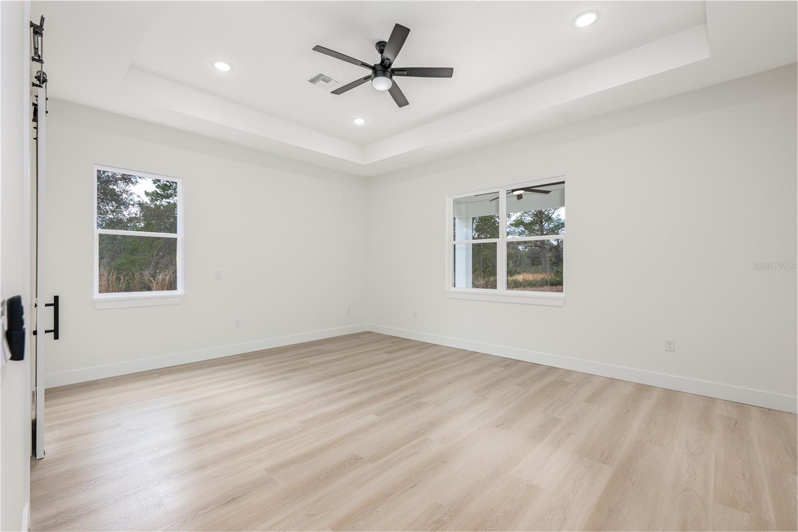 Image 19 of 45 For 42845 Honeysuckle Street