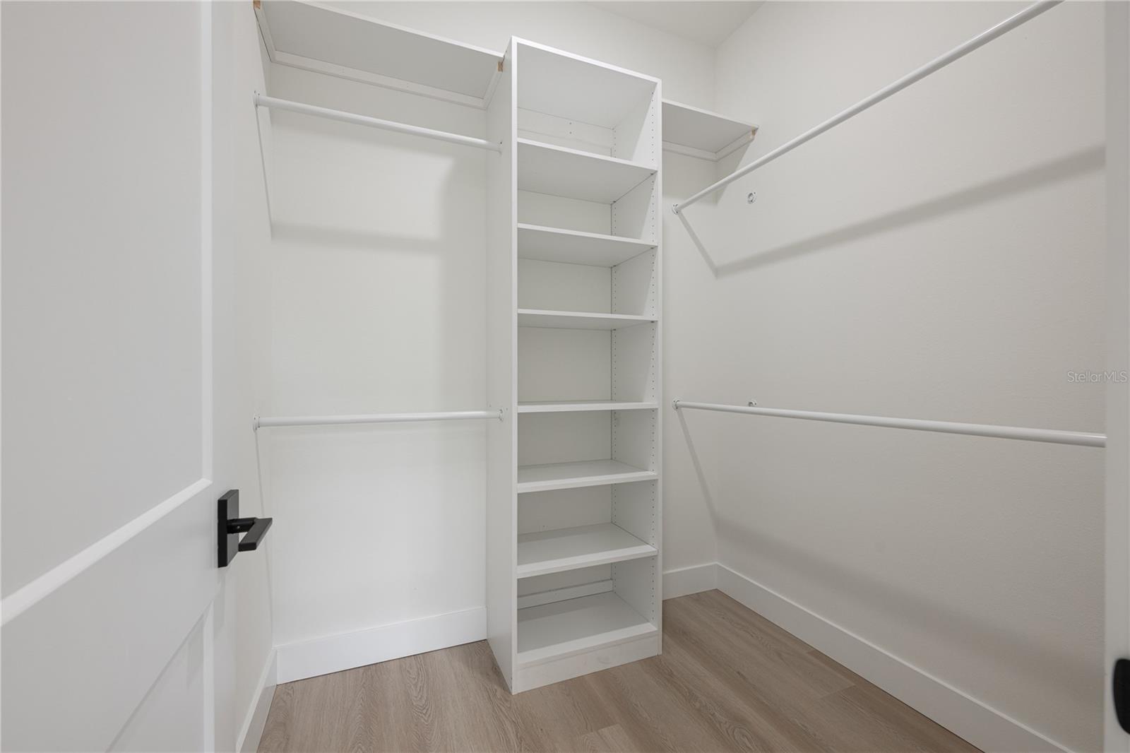 Image 28 of 45 For 42845 Honeysuckle Street