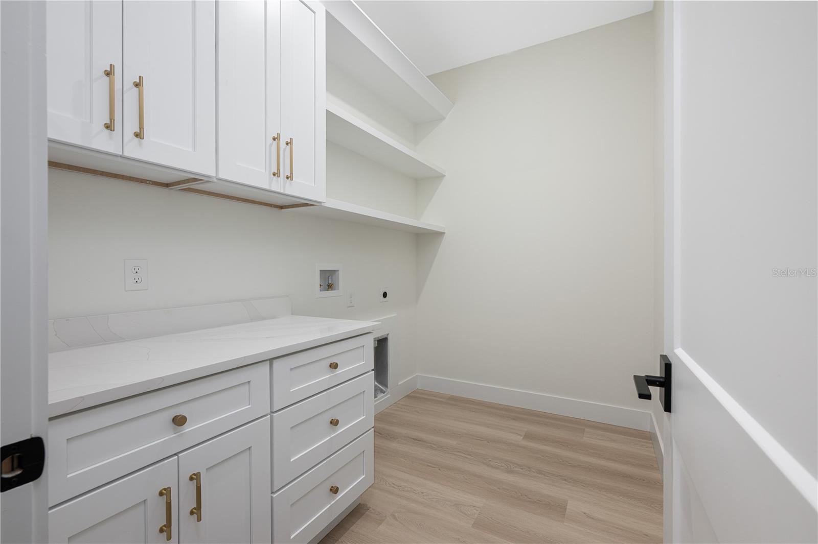 Image 31 of 45 For 42845 Honeysuckle Street