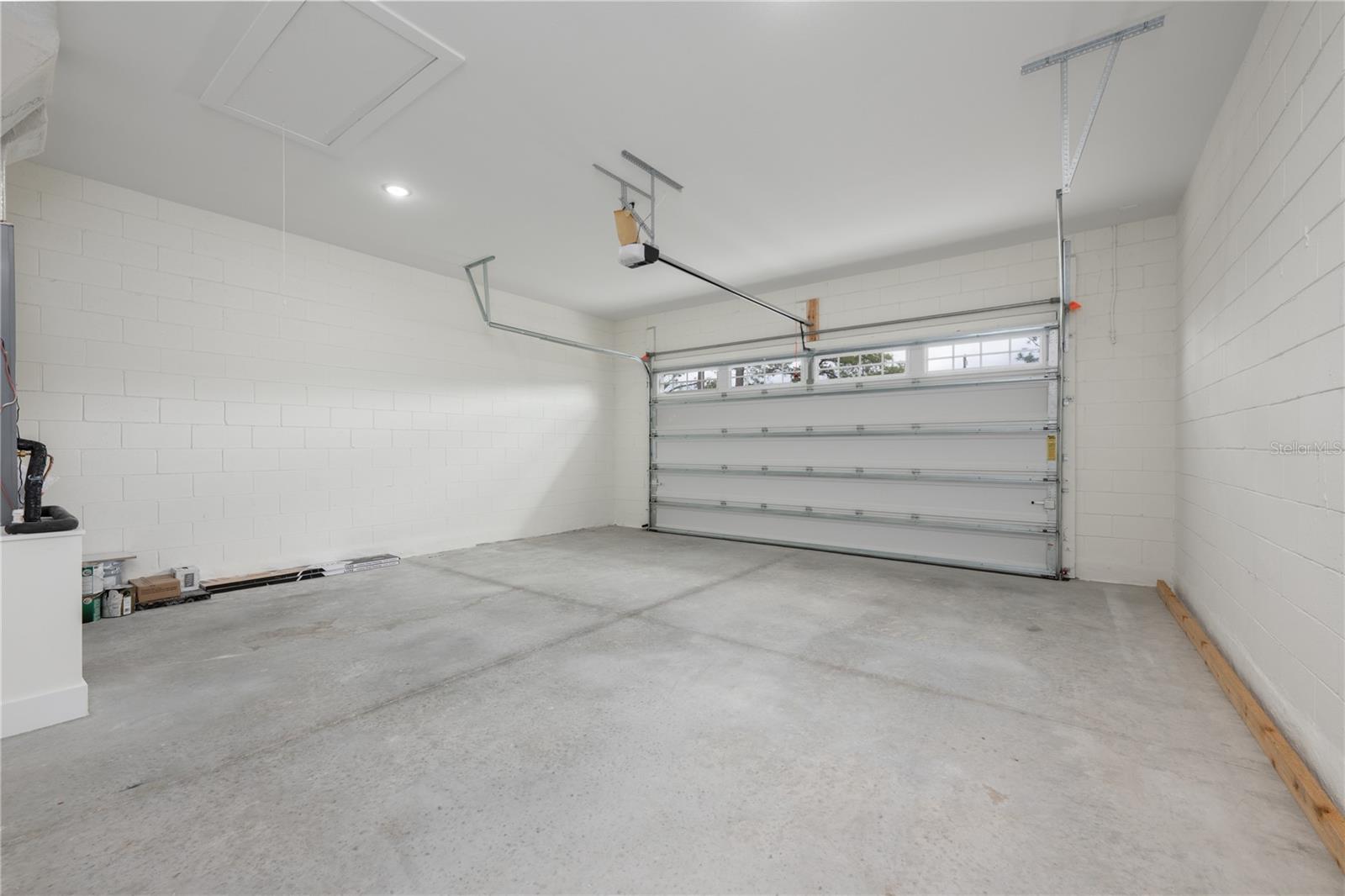 Image 32 of 45 For 42845 Honeysuckle Street