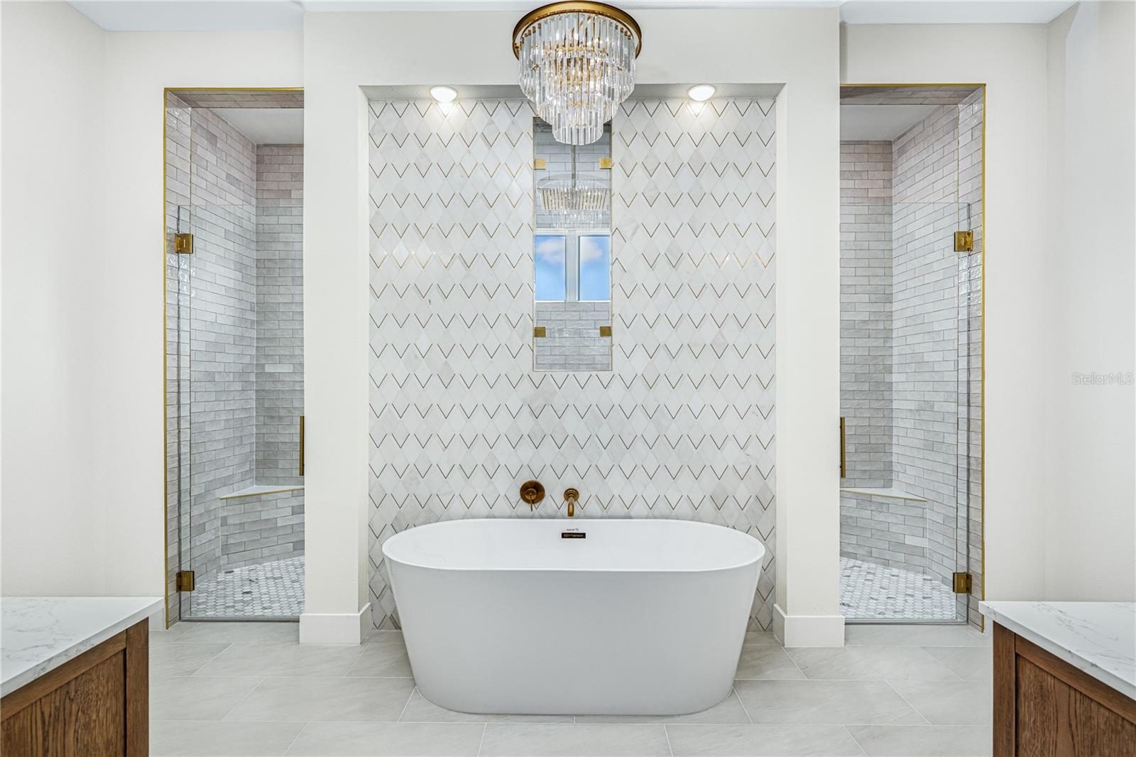 Image 4 of 45 For 42845 Honeysuckle Street