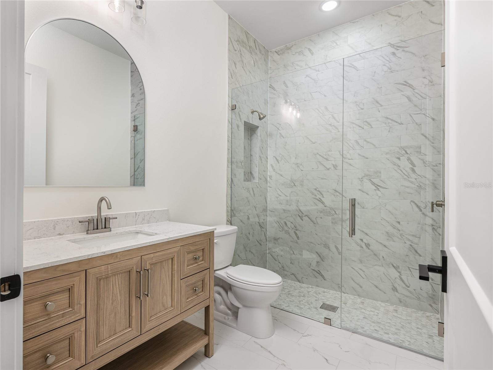 Image 5 of 45 For 42845 Honeysuckle Street