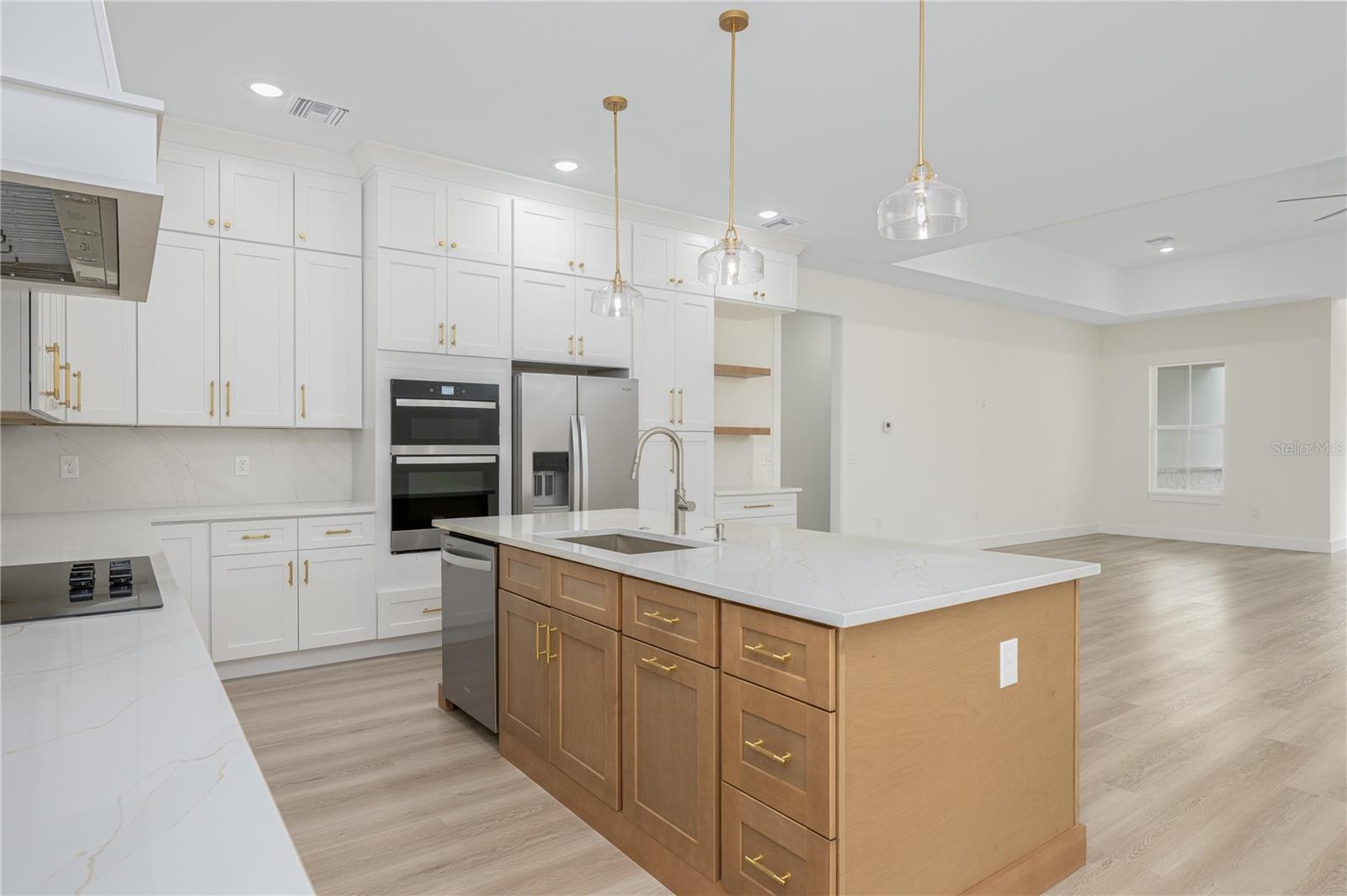 Image 9 of 45 For 42845 Honeysuckle Street