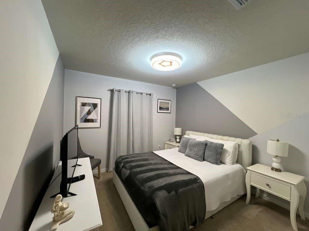 Image 20 of 35 For 2458 Dubai Street