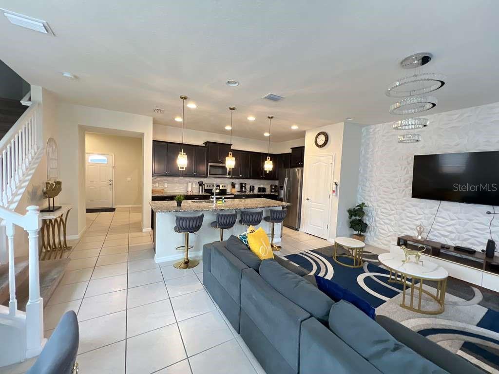 Image 3 of 35 For 2458 Dubai Street