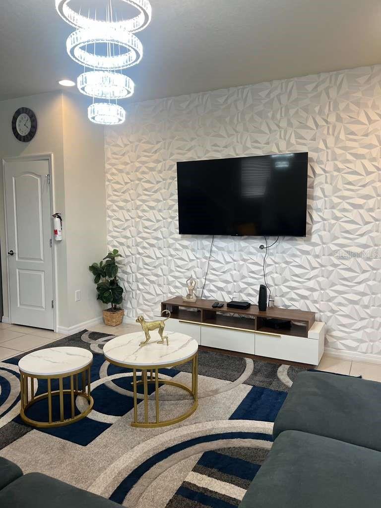 Image 8 of 35 For 2458 Dubai Street