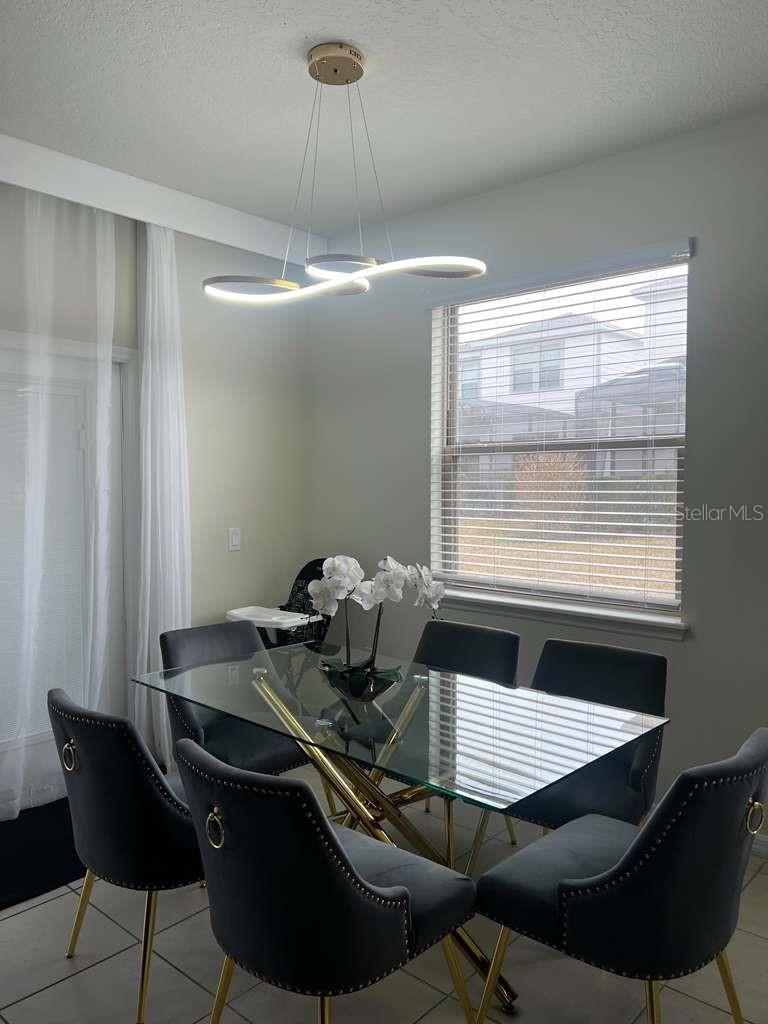 Image 9 of 35 For 2458 Dubai Street