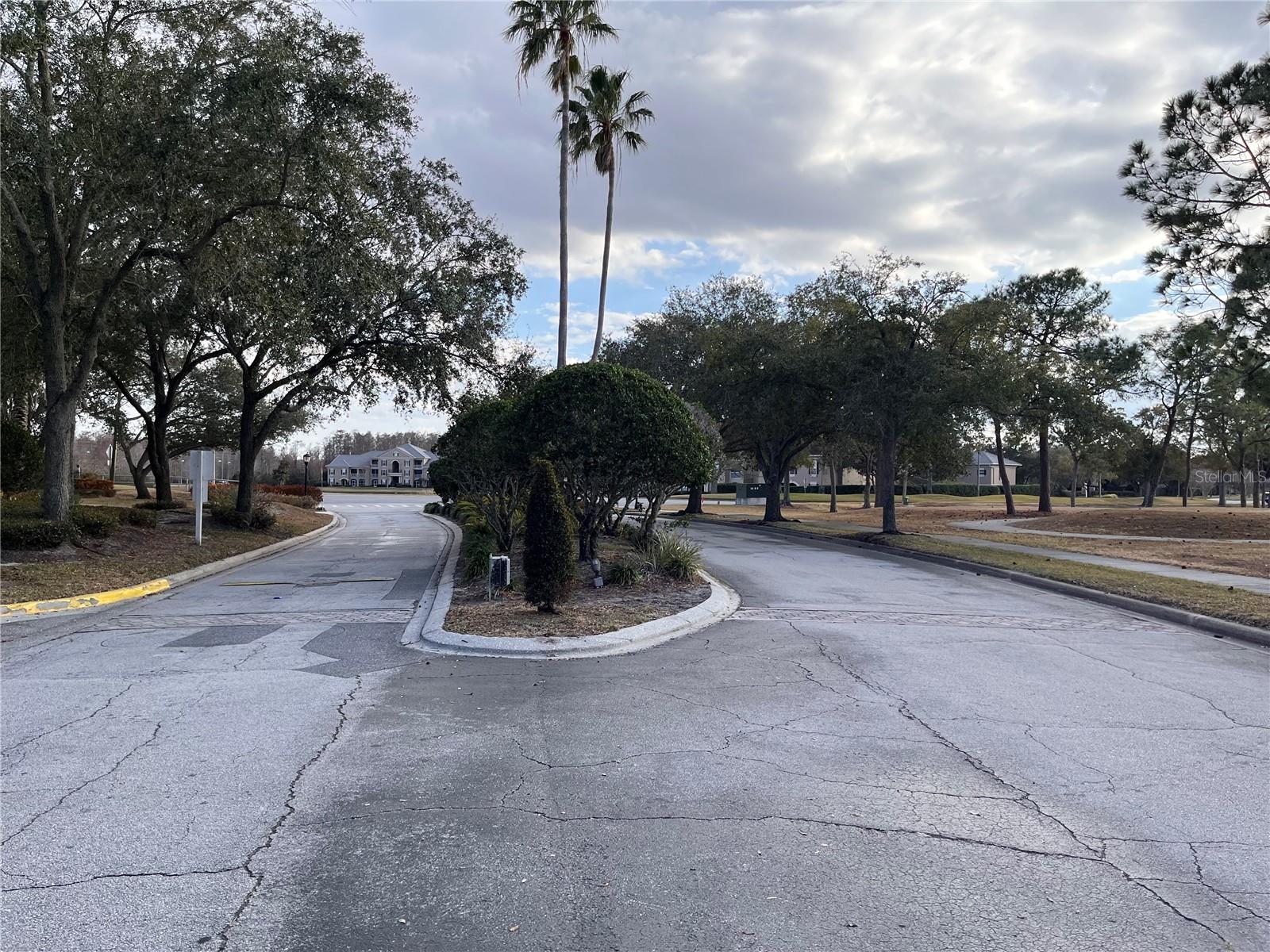 Image 21 of 22 For 13838 Fairway Island Drive 1412