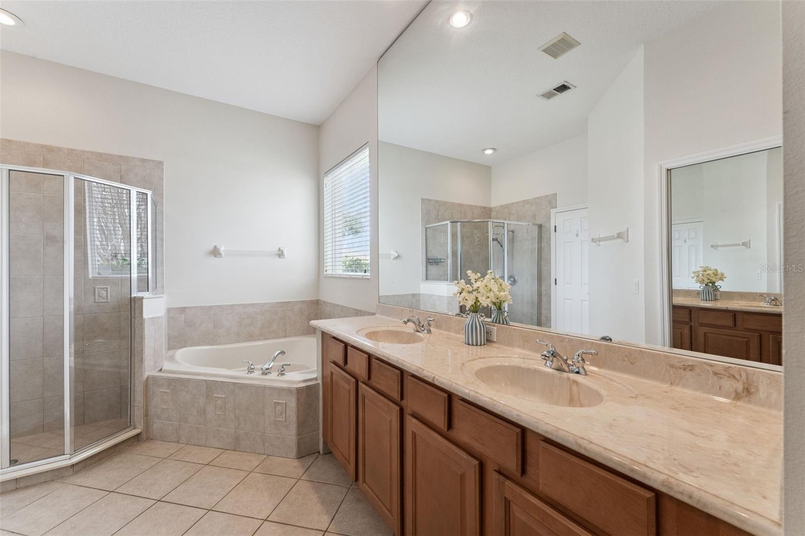 Image 17 of 41 For 13237 Fossick Road