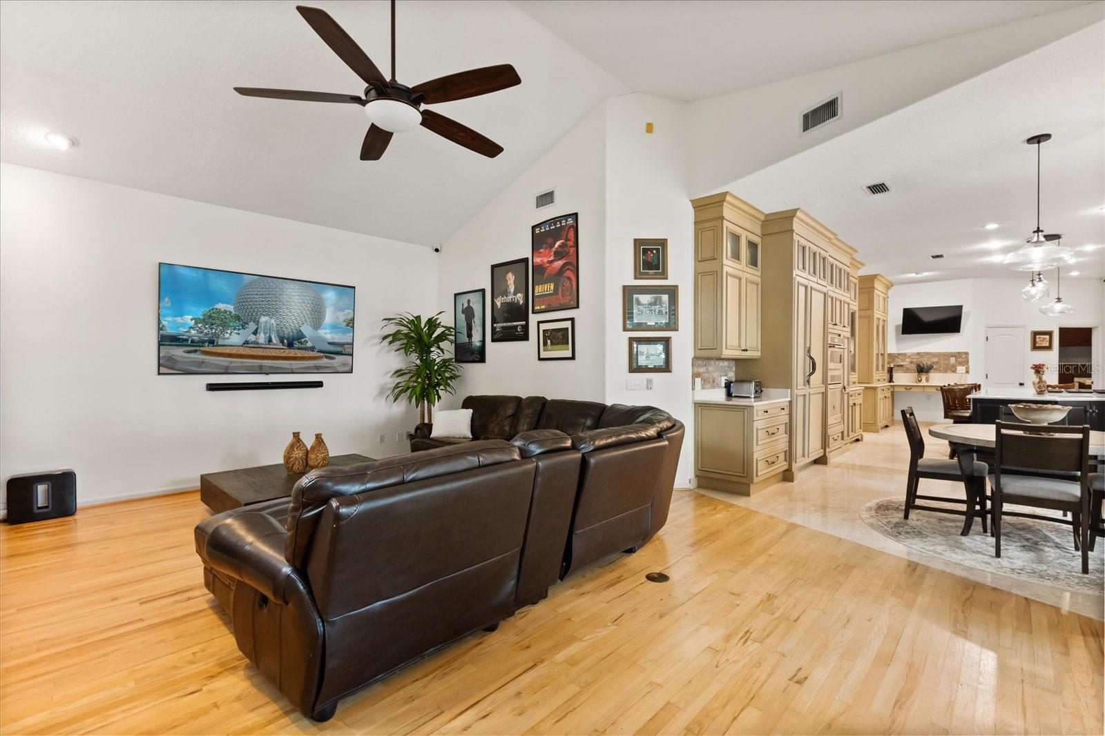 Image 16 of 58 For 13123 Luntz Point Lane