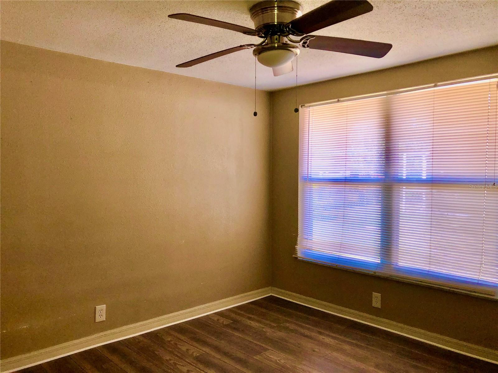 Image 8 of 15 For 7537 Jasmine Boulevard