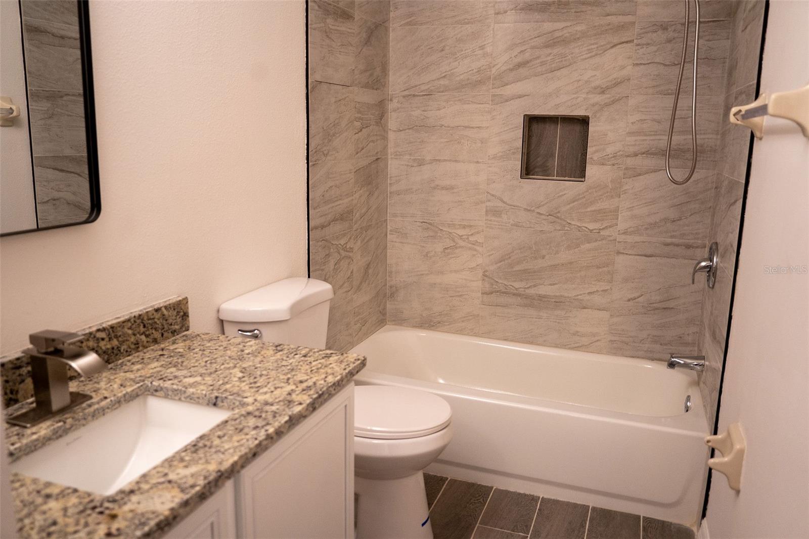 Image 10 of 36 For 608 Bluebill Court