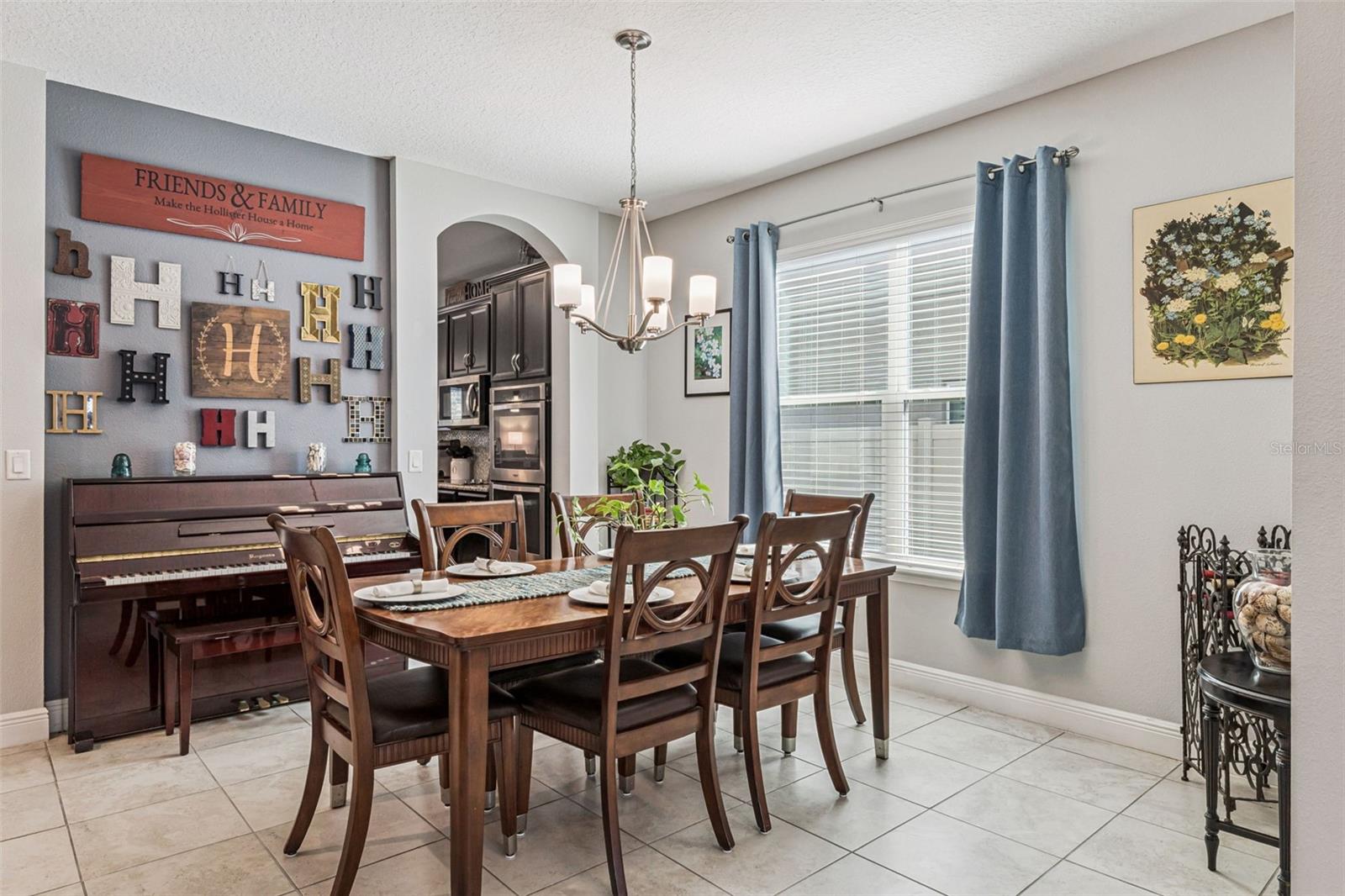 Image 12 of 65 For 262 Oakmont Reserve Drive