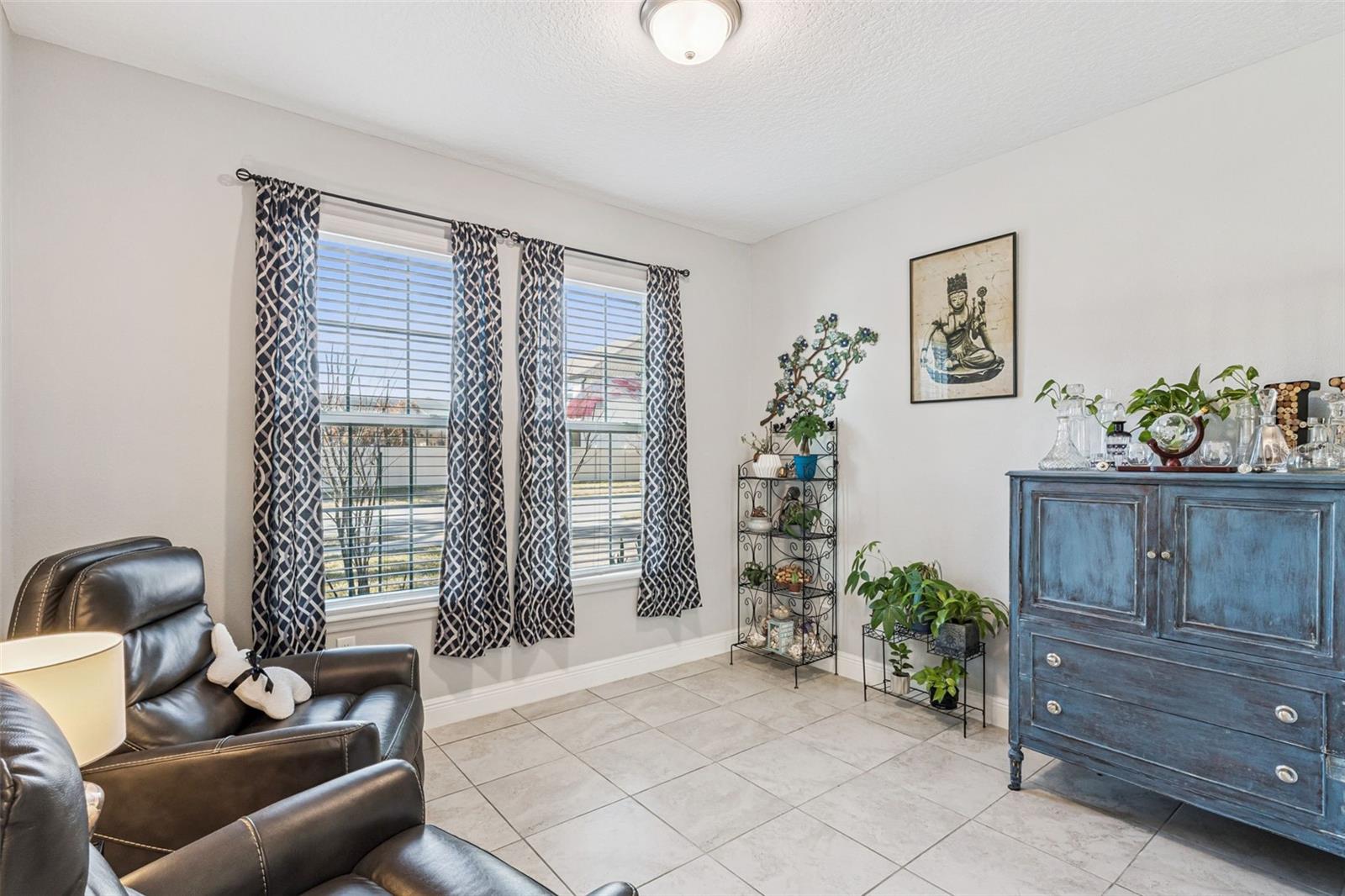 Image 7 of 65 For 262 Oakmont Reserve Drive