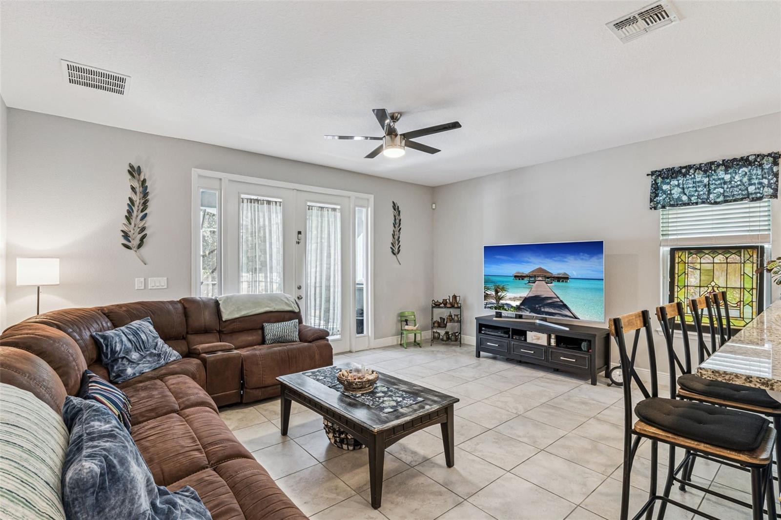 Image 8 of 65 For 262 Oakmont Reserve Drive