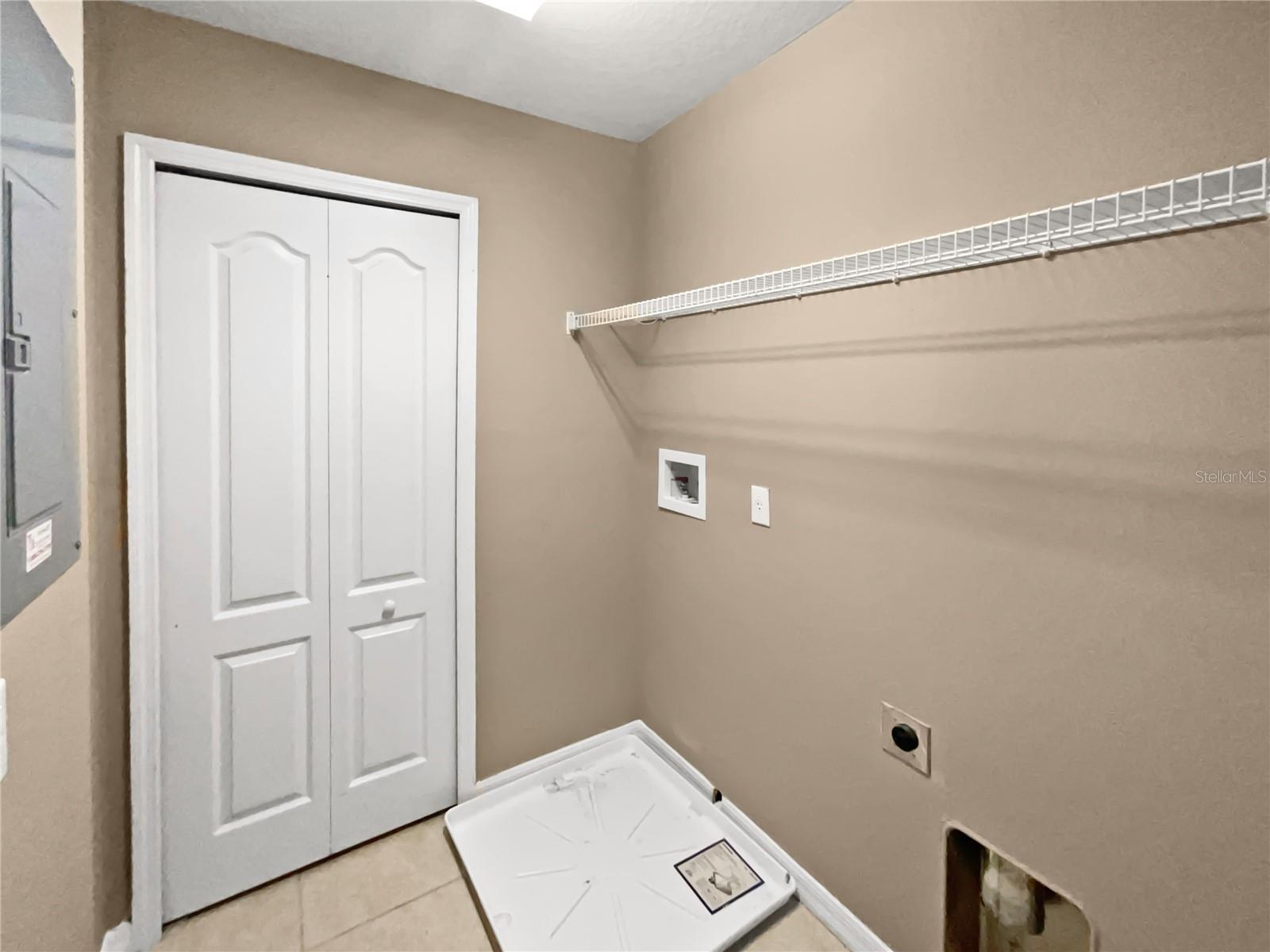 Image 25 of 27 For 2840 Grasmere View Parkway