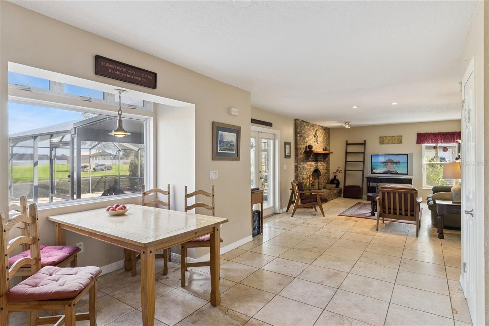 Image 10 of 41 For 1256 Center Street