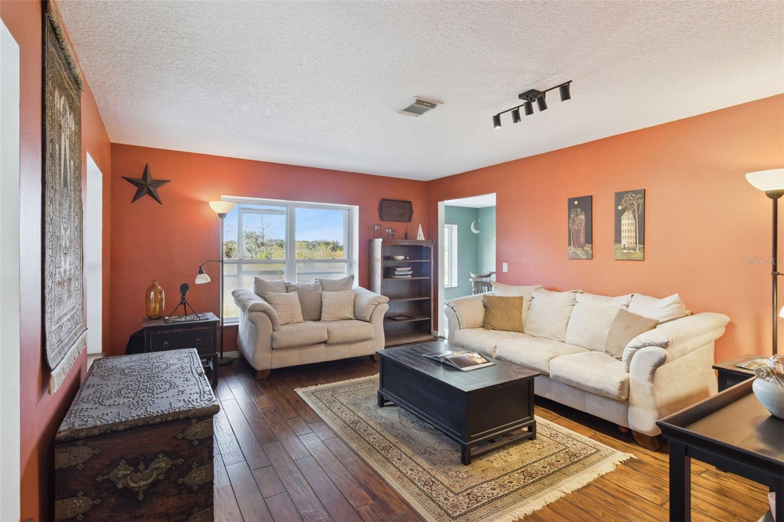 Image 15 of 41 For 1256 Center Street