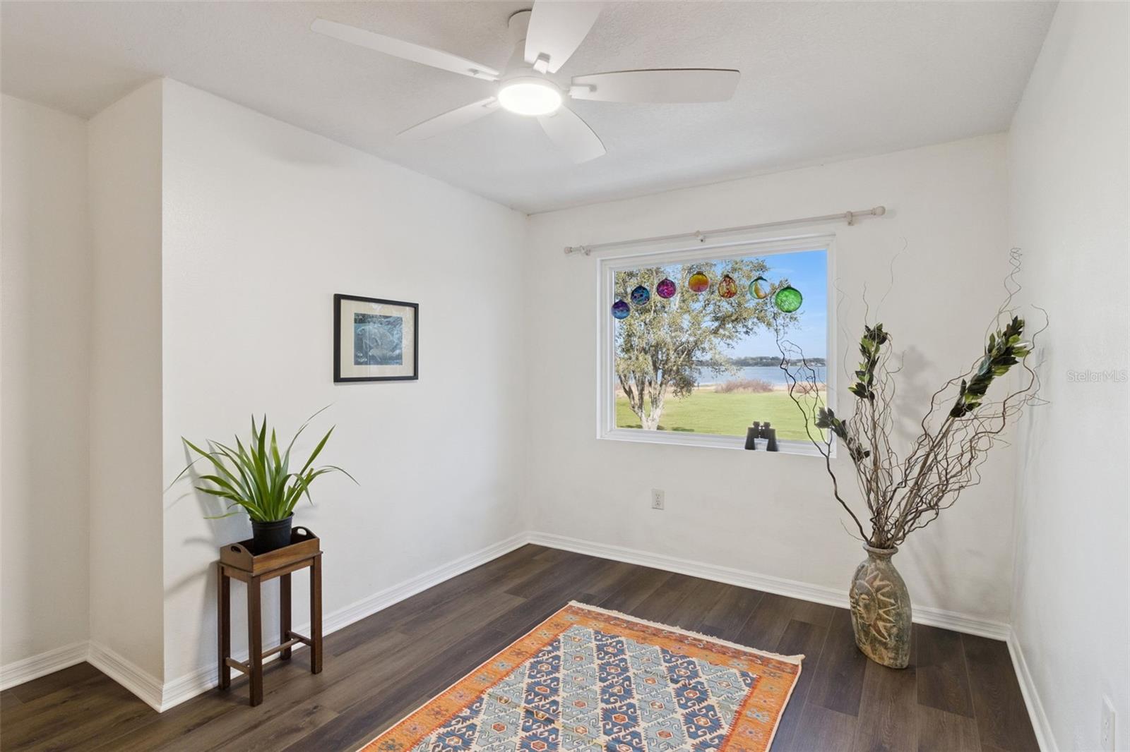 Image 18 of 41 For 1256 Center Street