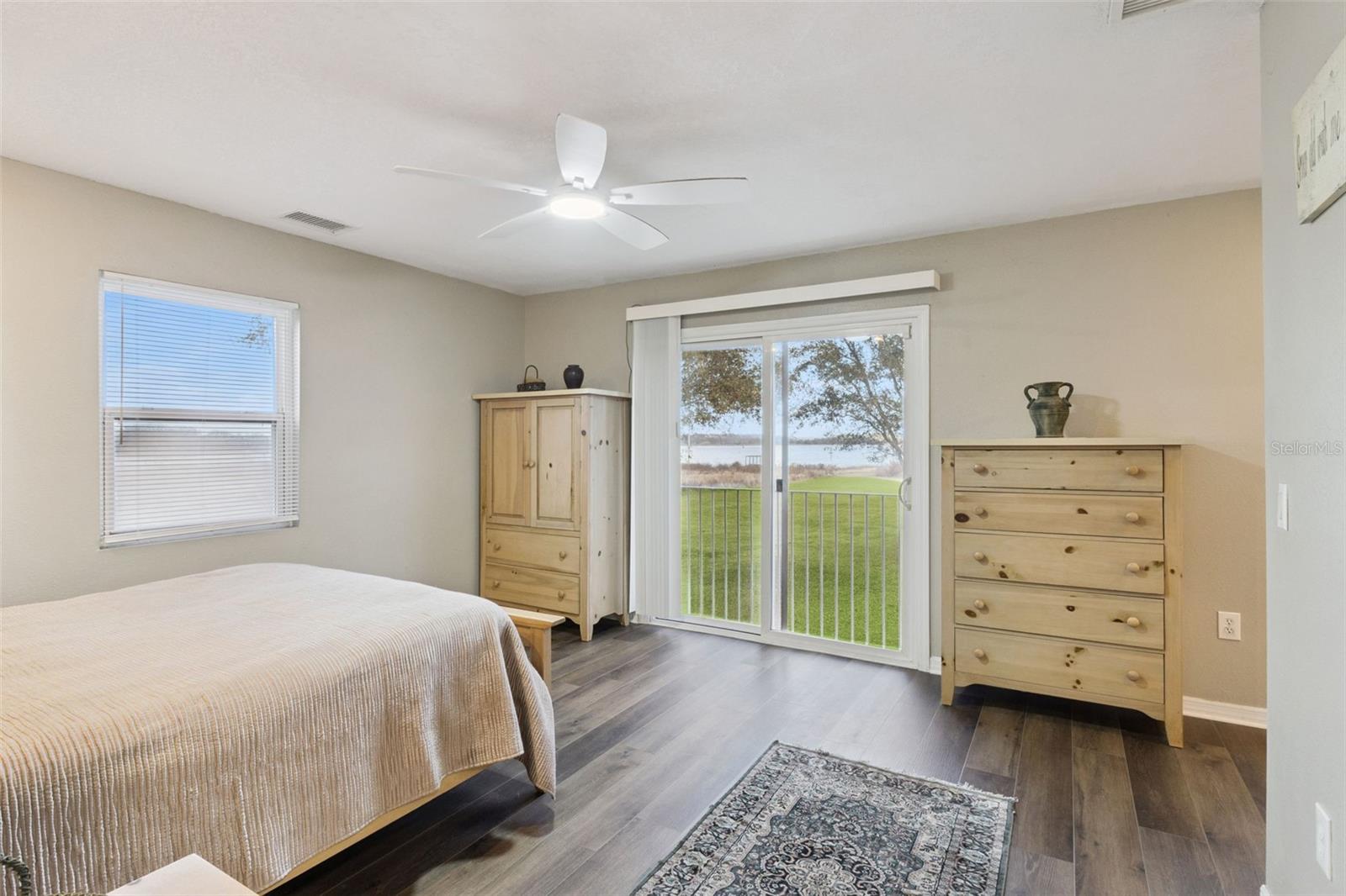 Image 22 of 41 For 1256 Center Street