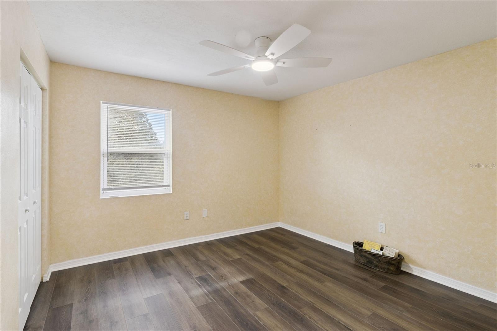 Image 25 of 41 For 1256 Center Street