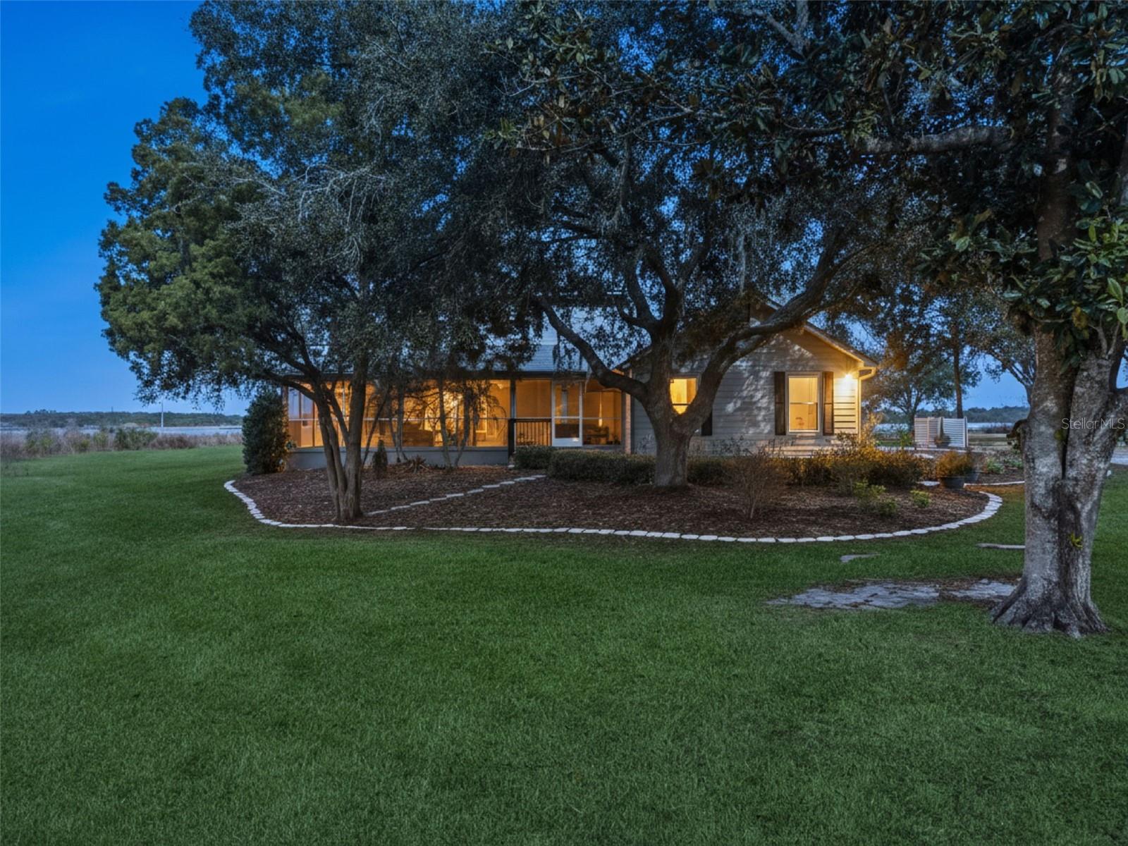 Image 39 of 41 For 1256 Center Street