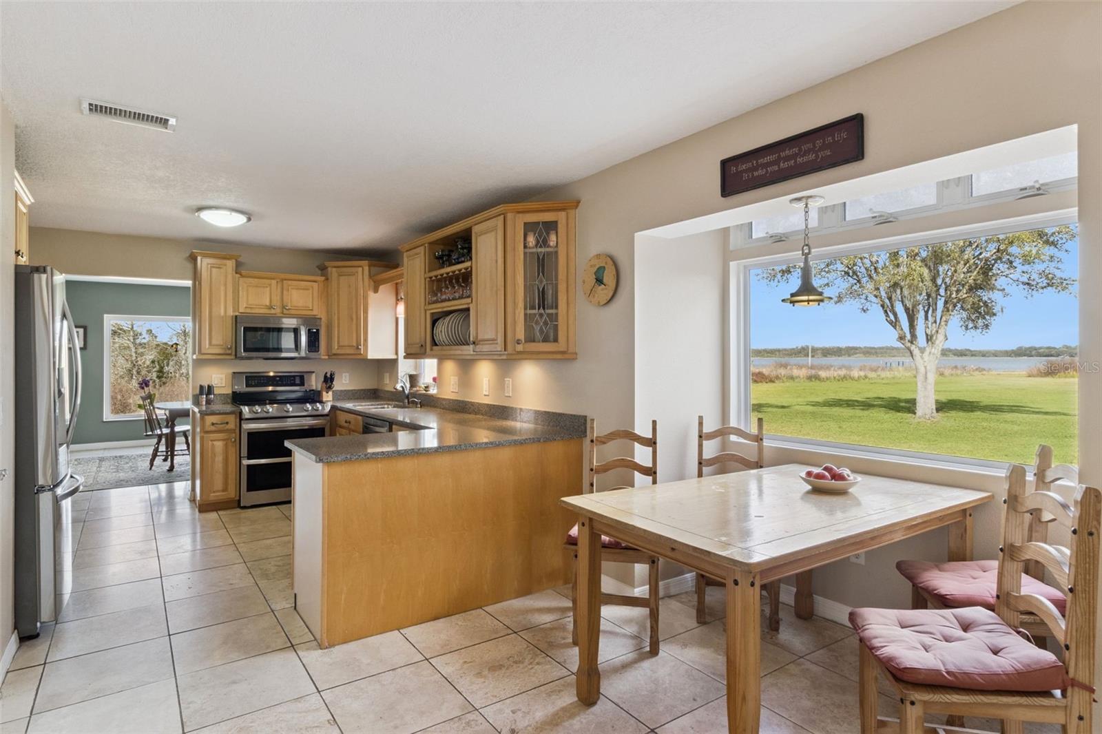 Image 9 of 41 For 1256 Center Street