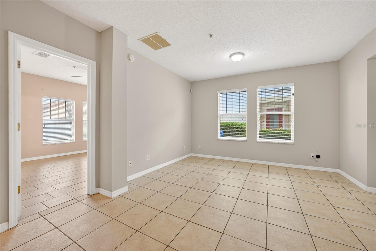 Image 13 of 48 For 2056 Cypress Bay Blvd