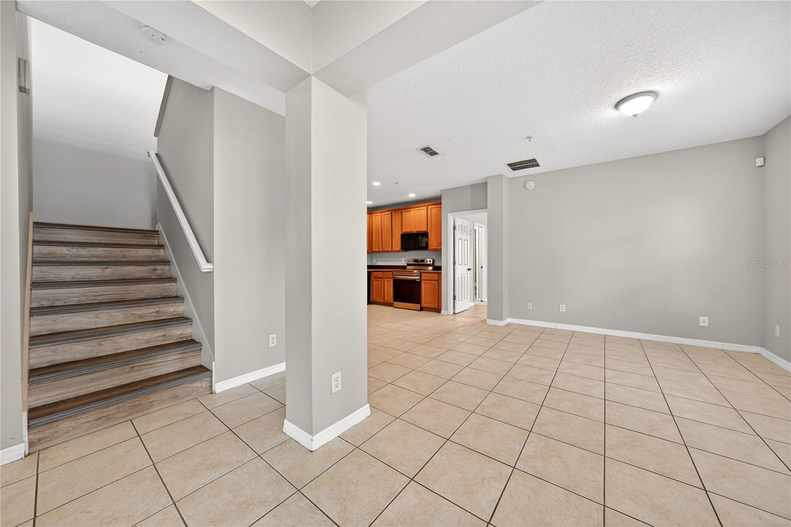 Image 23 of 48 For 2056 Cypress Bay Blvd