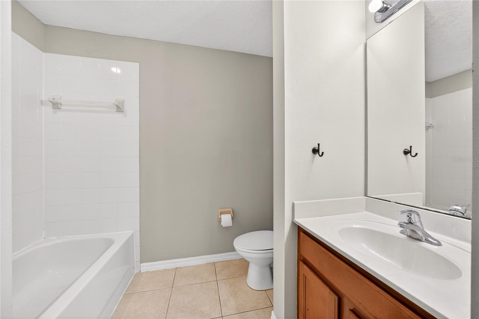 Image 32 of 48 For 2056 Cypress Bay Blvd