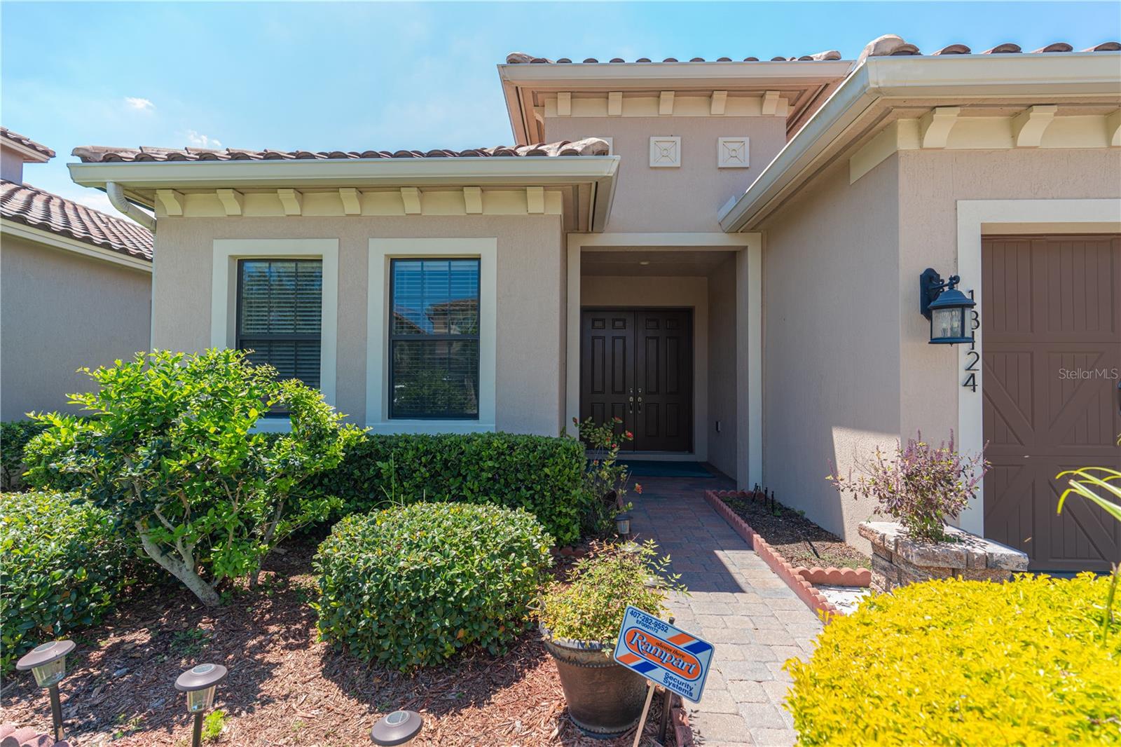 Image 2 of 21 For 13124 Woodford Street