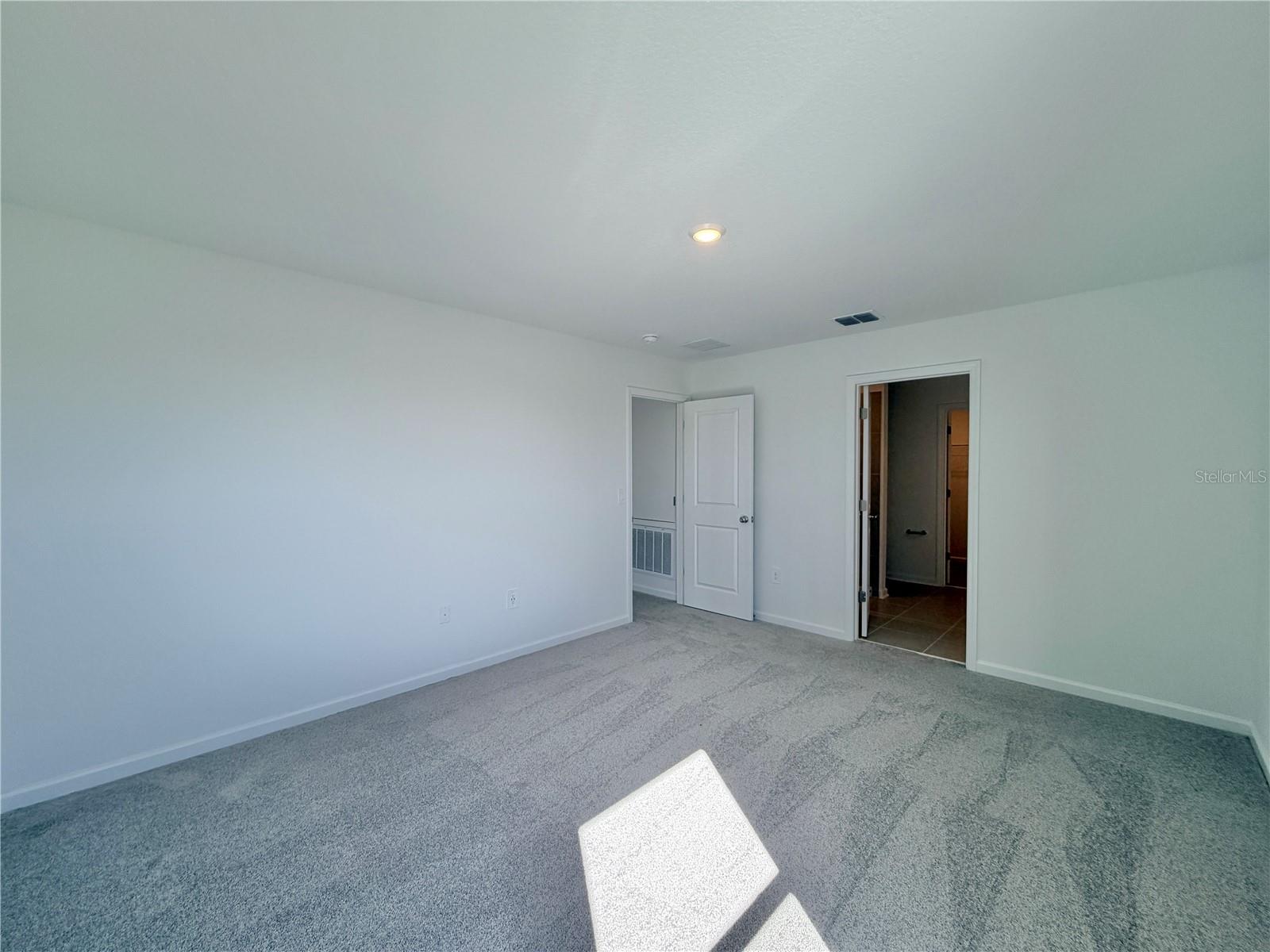 Image 17 of 37 For 3670 Hardman Drive