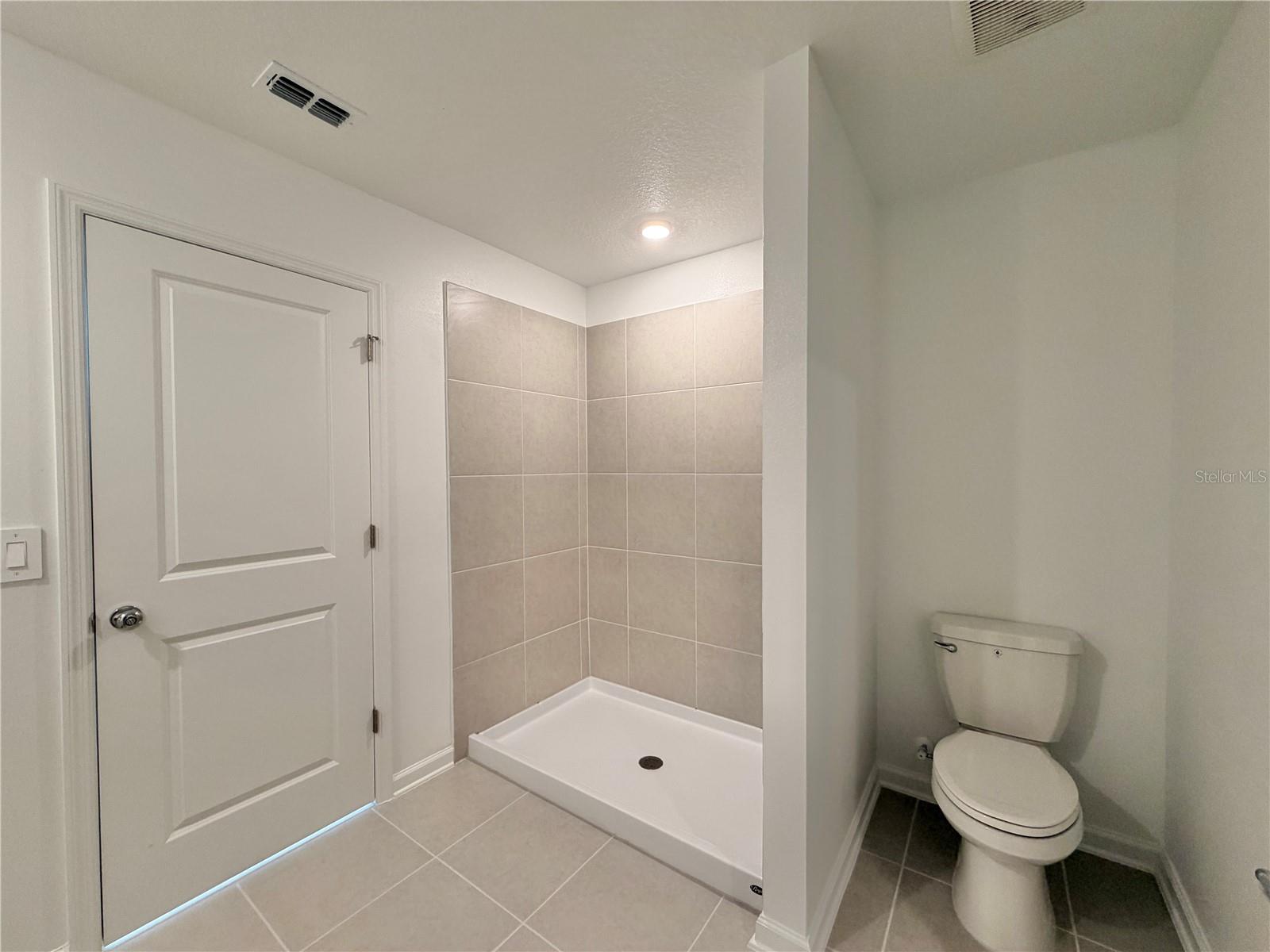 Image 19 of 37 For 3670 Hardman Drive