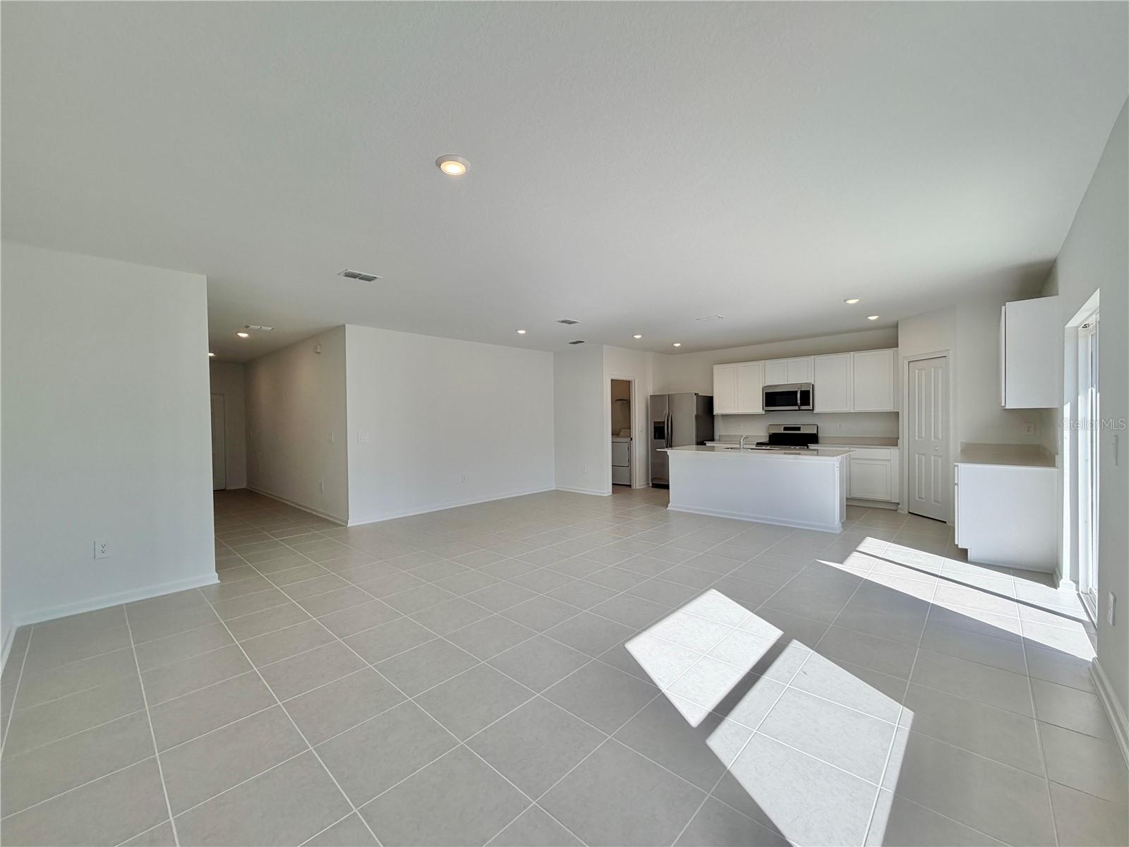 Image 4 of 37 For 3670 Hardman Drive