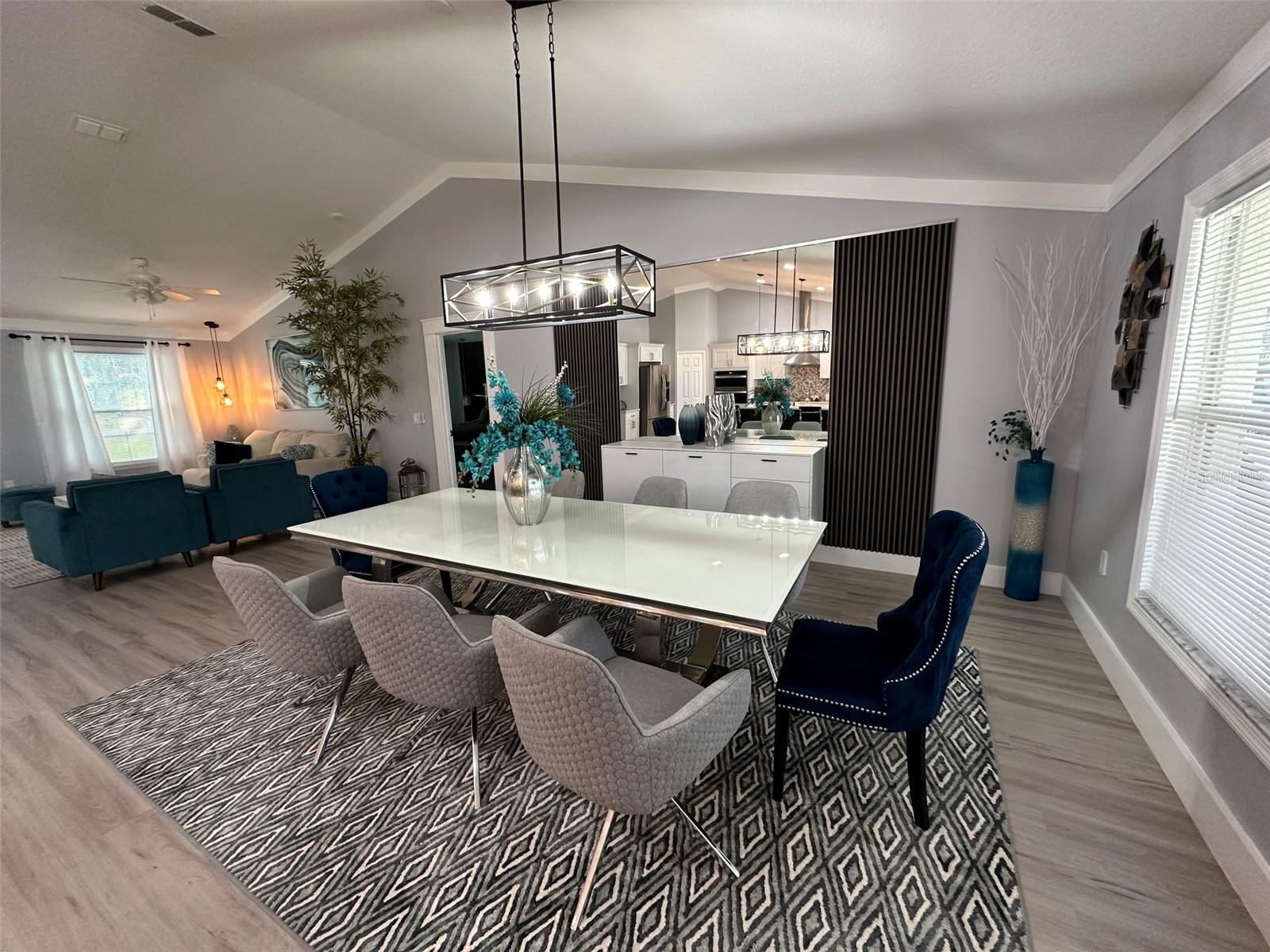 Image 13 of 30 For 9830 Water Fern Circle