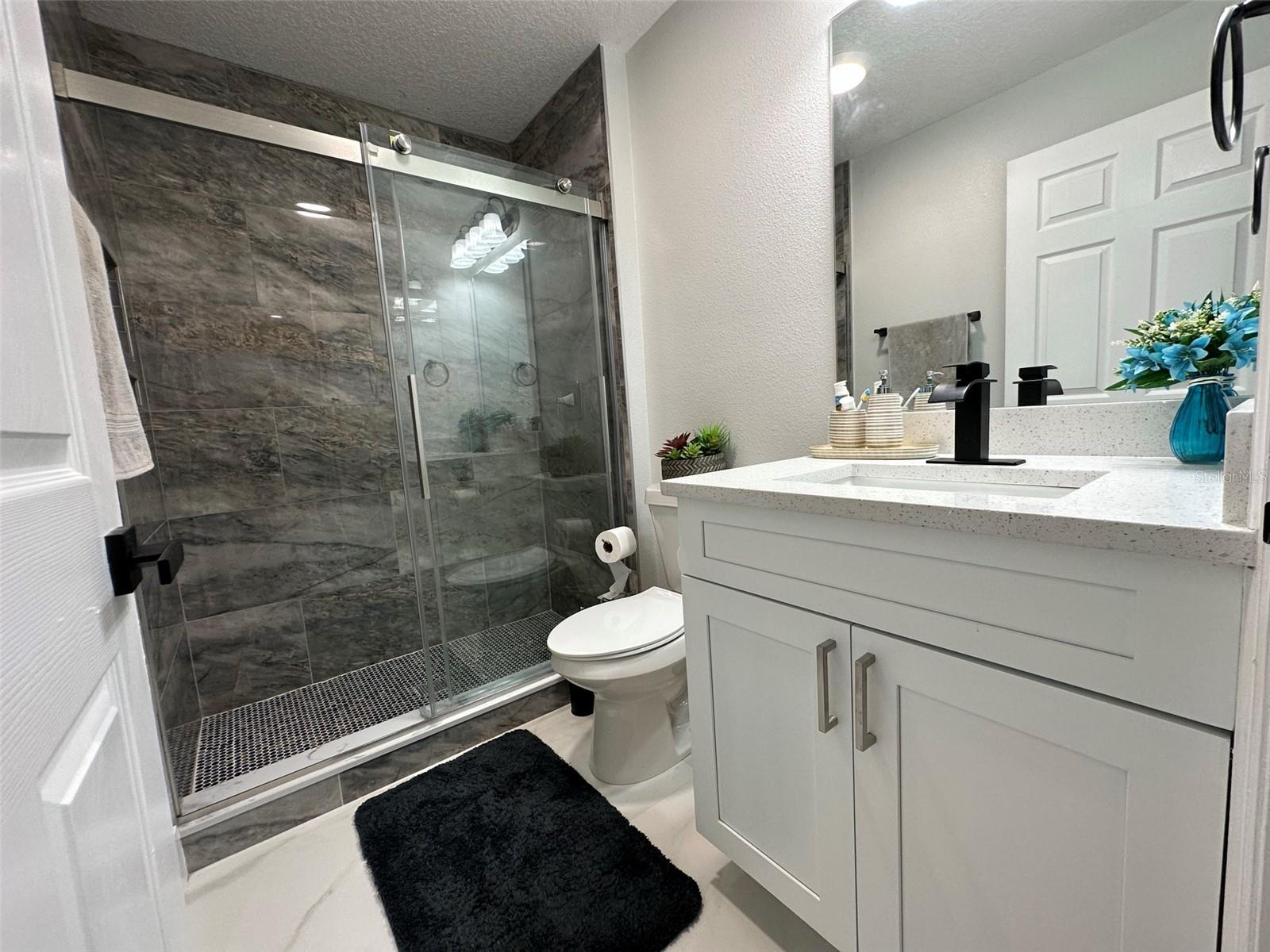 Image 16 of 30 For 9830 Water Fern Circle