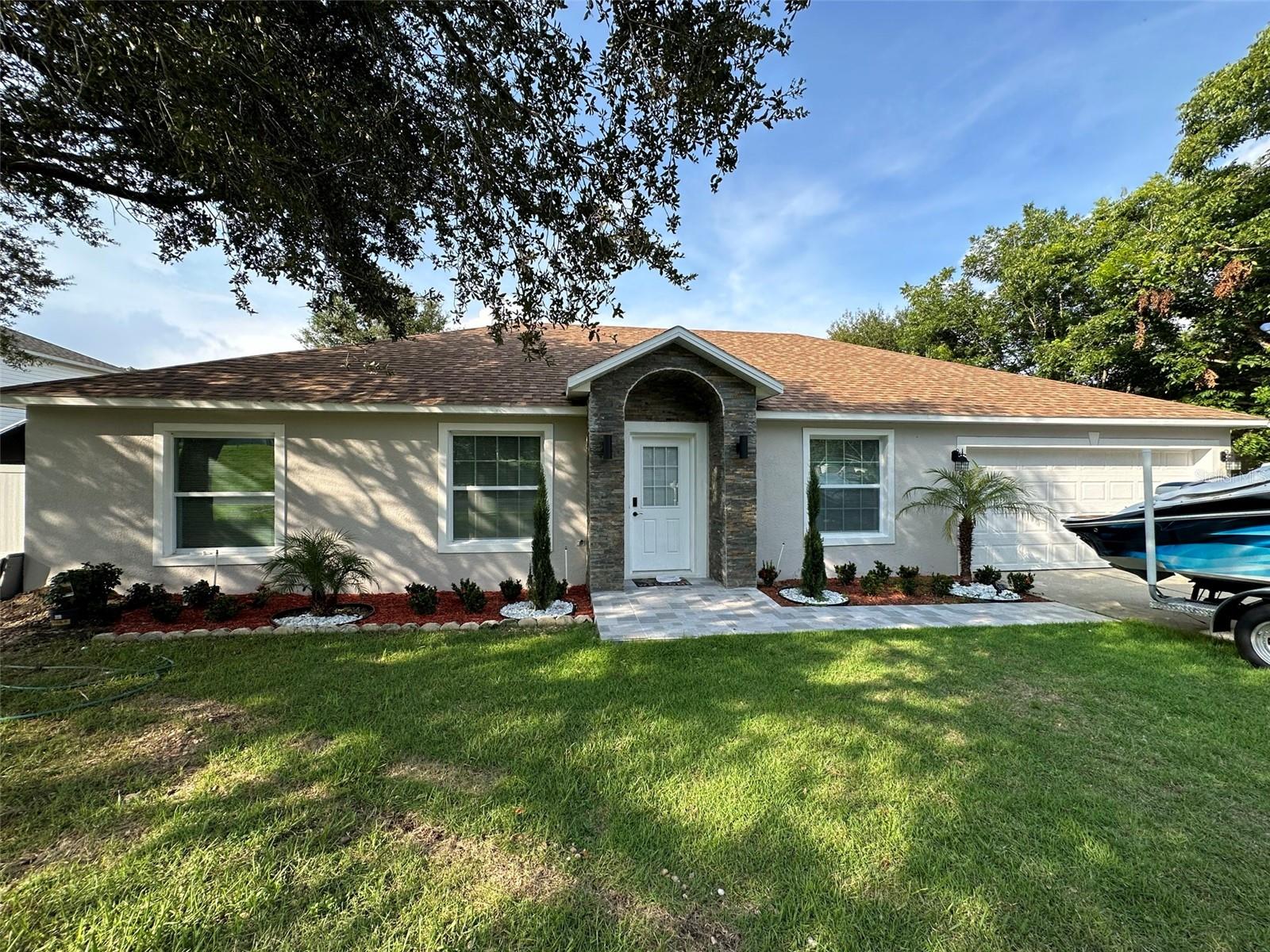 Image 2 of 30 For 9830 Water Fern Circle