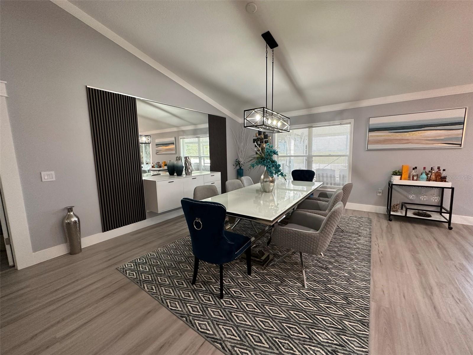 Image 8 of 30 For 9830 Water Fern Circle