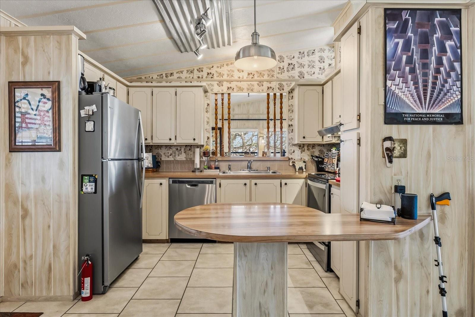 Image 13 of 56 For 1020 Dustin Drive