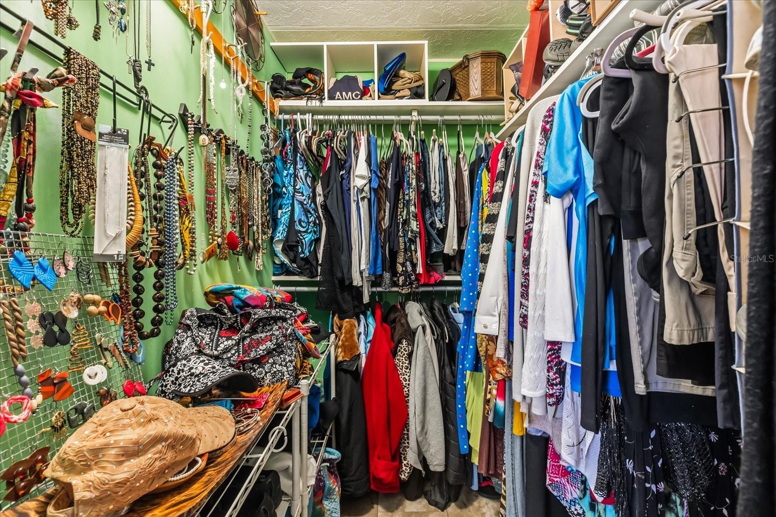 Image 18 of 56 For 1020 Dustin Drive